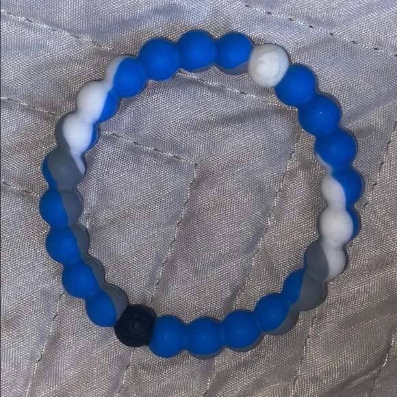 10 Lokai Bracelets - Picture 6 of 11
